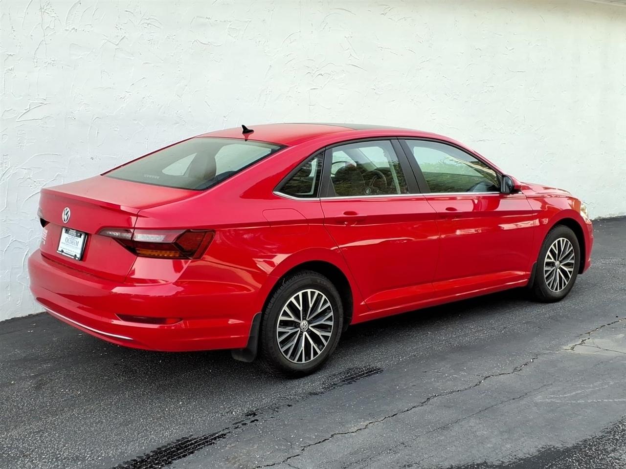 Volkswagen Jetta R-Line Auto w/SULEV 2019