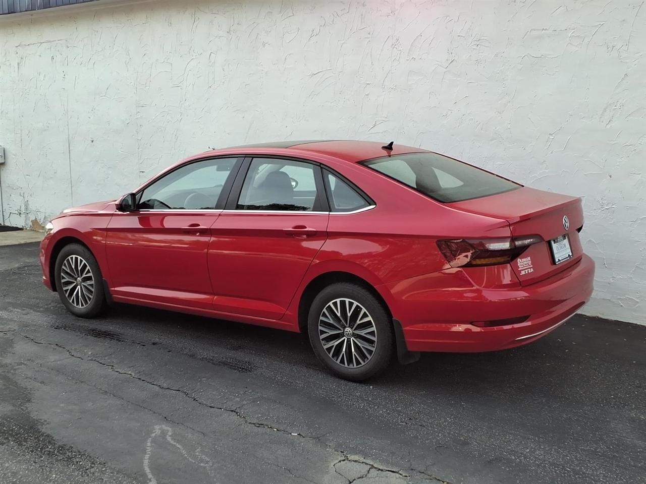Volkswagen Jetta R-Line Auto w/SULEV 2019