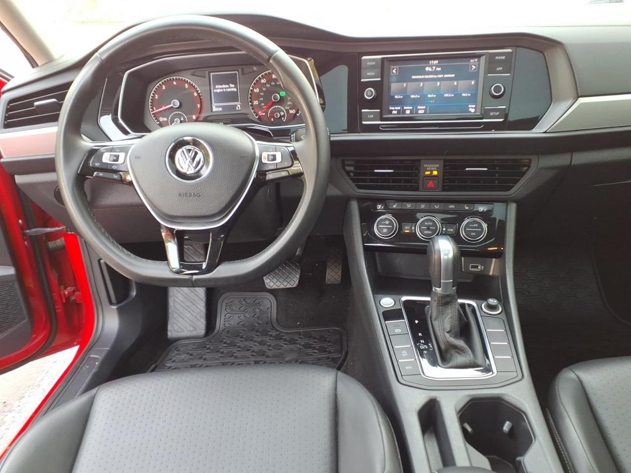 Volkswagen Jetta R-Line Auto w/SULEV 2019