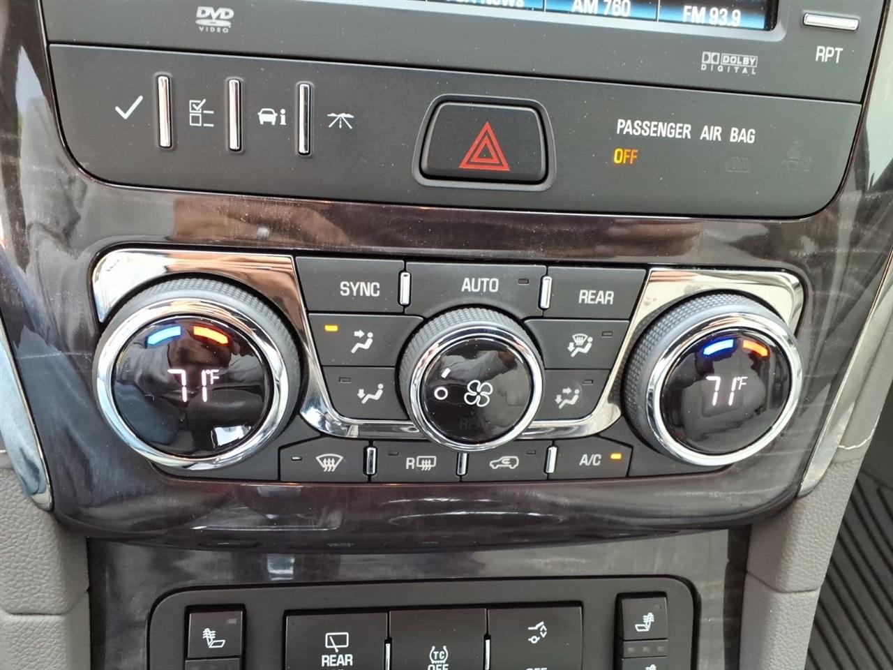 Buick Enclave FWD 4dr Leather 2017