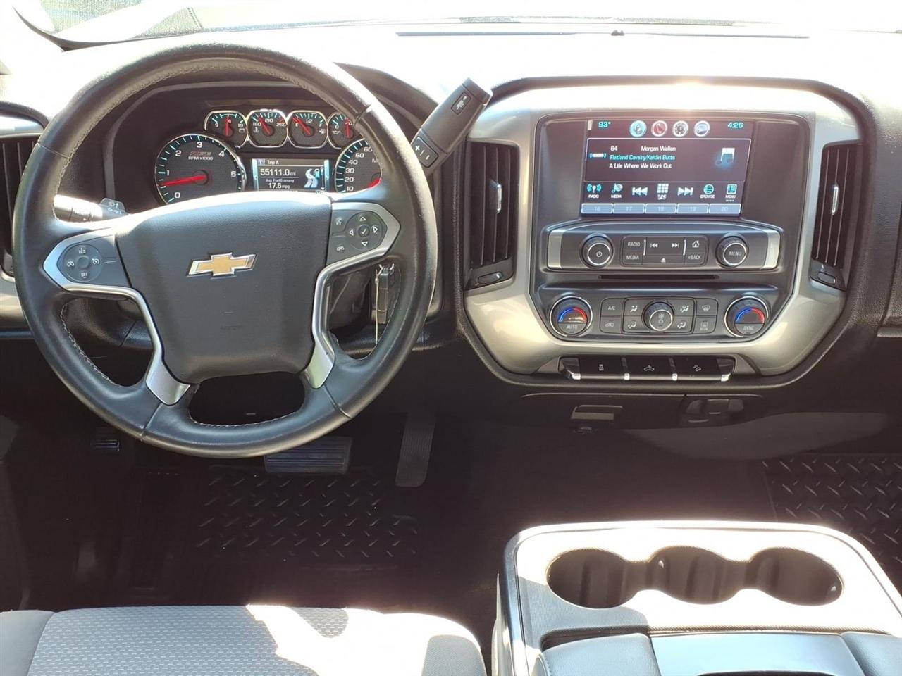 Chevrolet Silverado 1500 4WD Crew Cab 143.5" LT w/2LT 2017