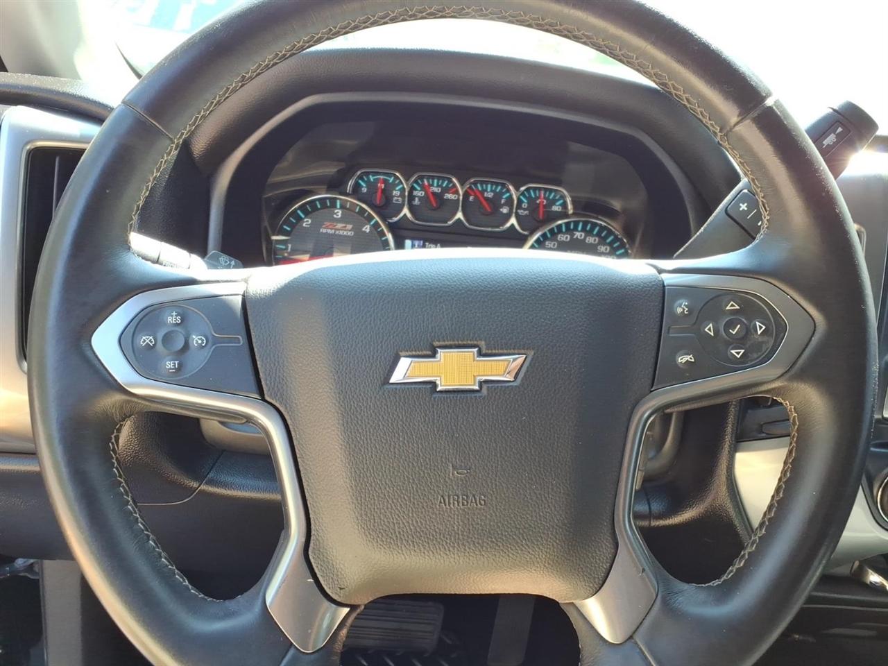 Chevrolet Silverado 1500 4WD Crew Cab 143.5" LT w/2LT 2017