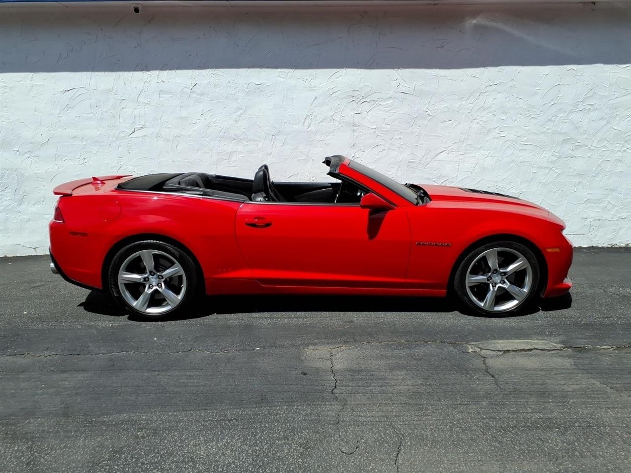 Chevrolet Camaro 2dr Conv SS w/2SS 2015