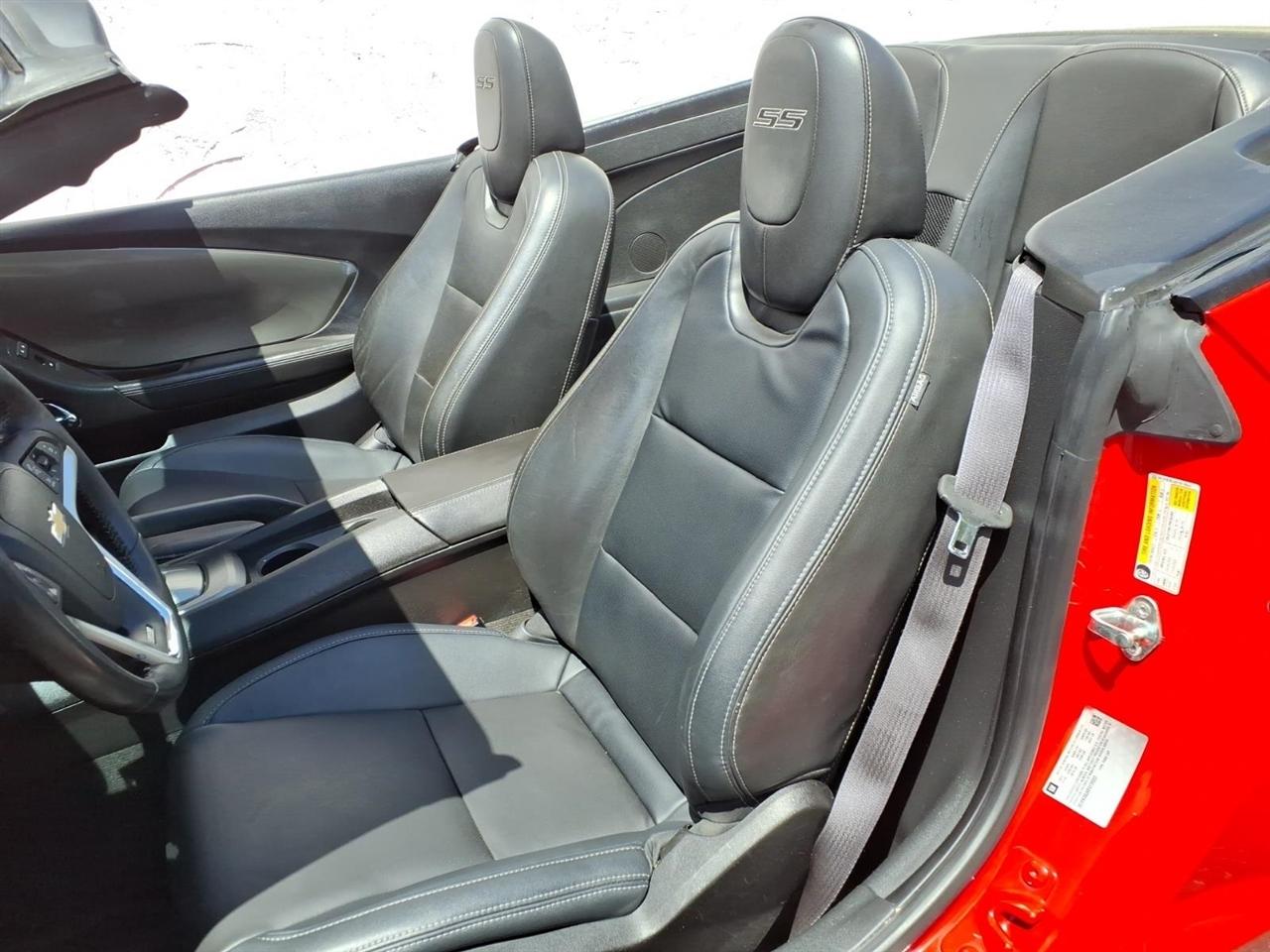 Chevrolet Camaro 2dr Conv SS w/2SS 2015