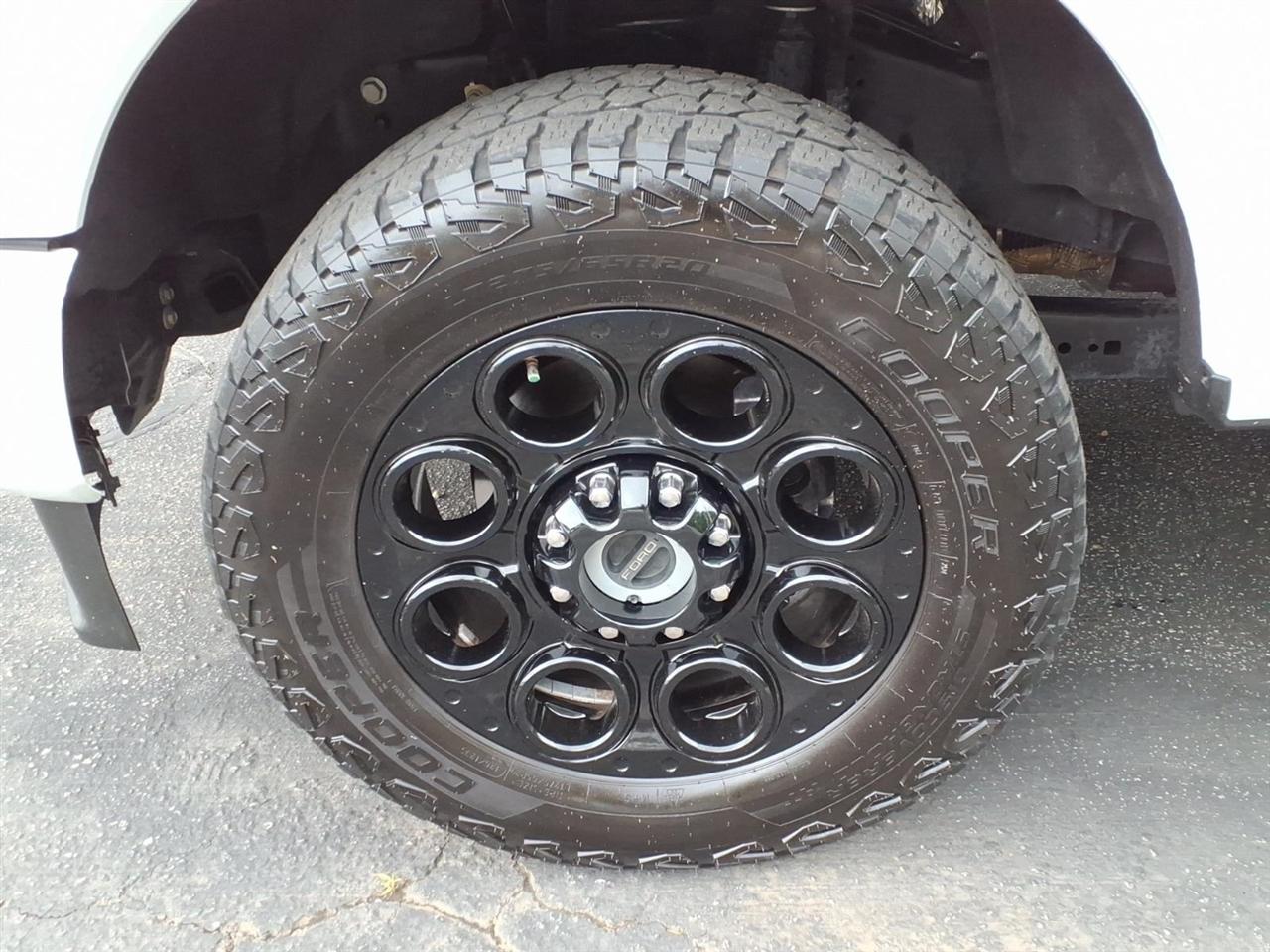 Ford Super Duty F-250 SRW XL 4WD Crew Cab 6.75' Box 2023