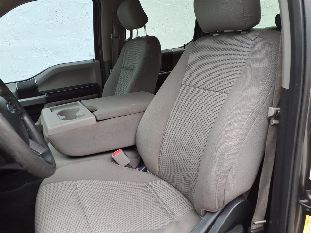 Ford F-150 Platinum 4WD SuperCrew 5.5' Box 2017