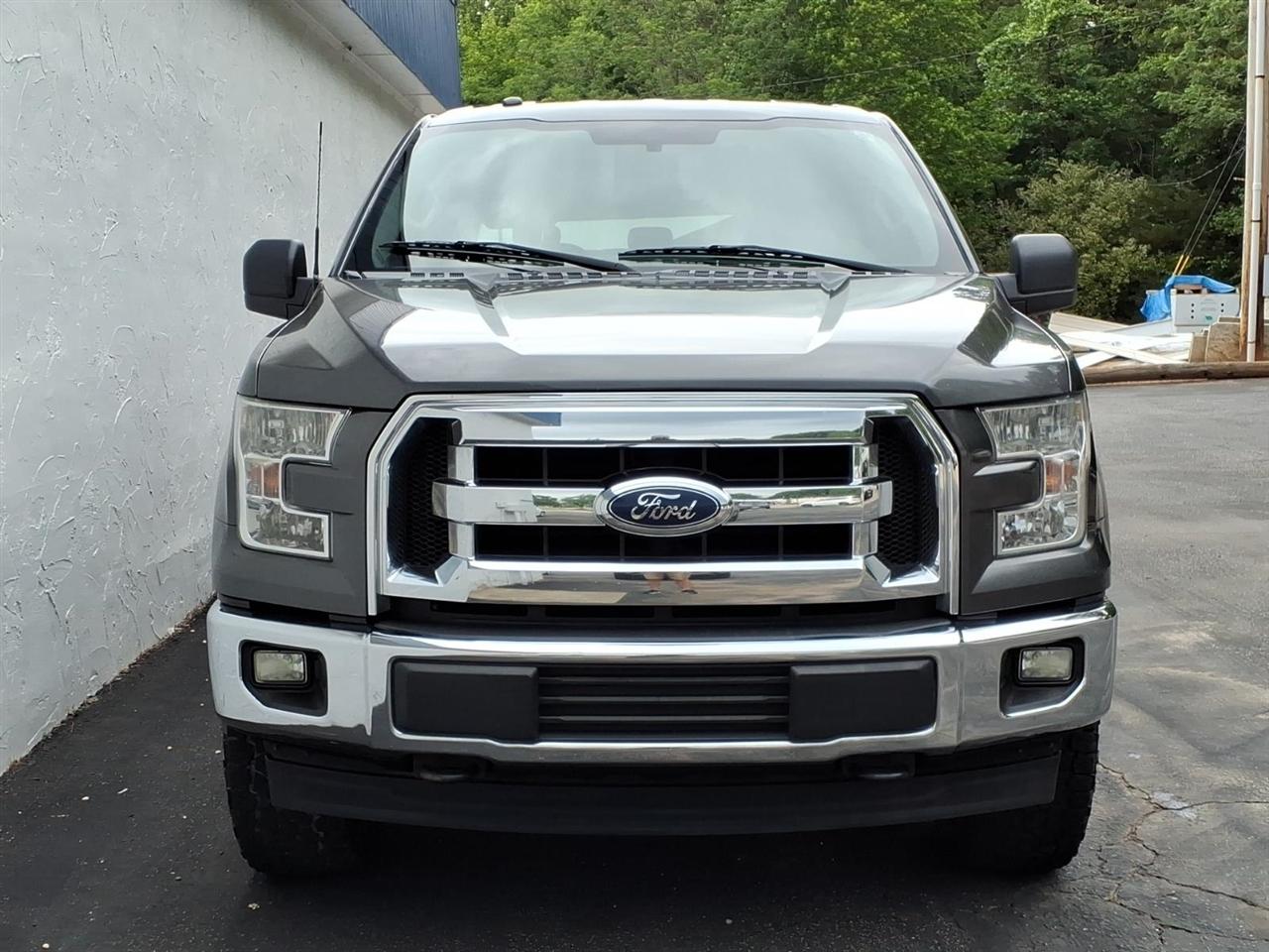 Ford F-150 XL 4WD SuperCrew 5.5' Box 2017