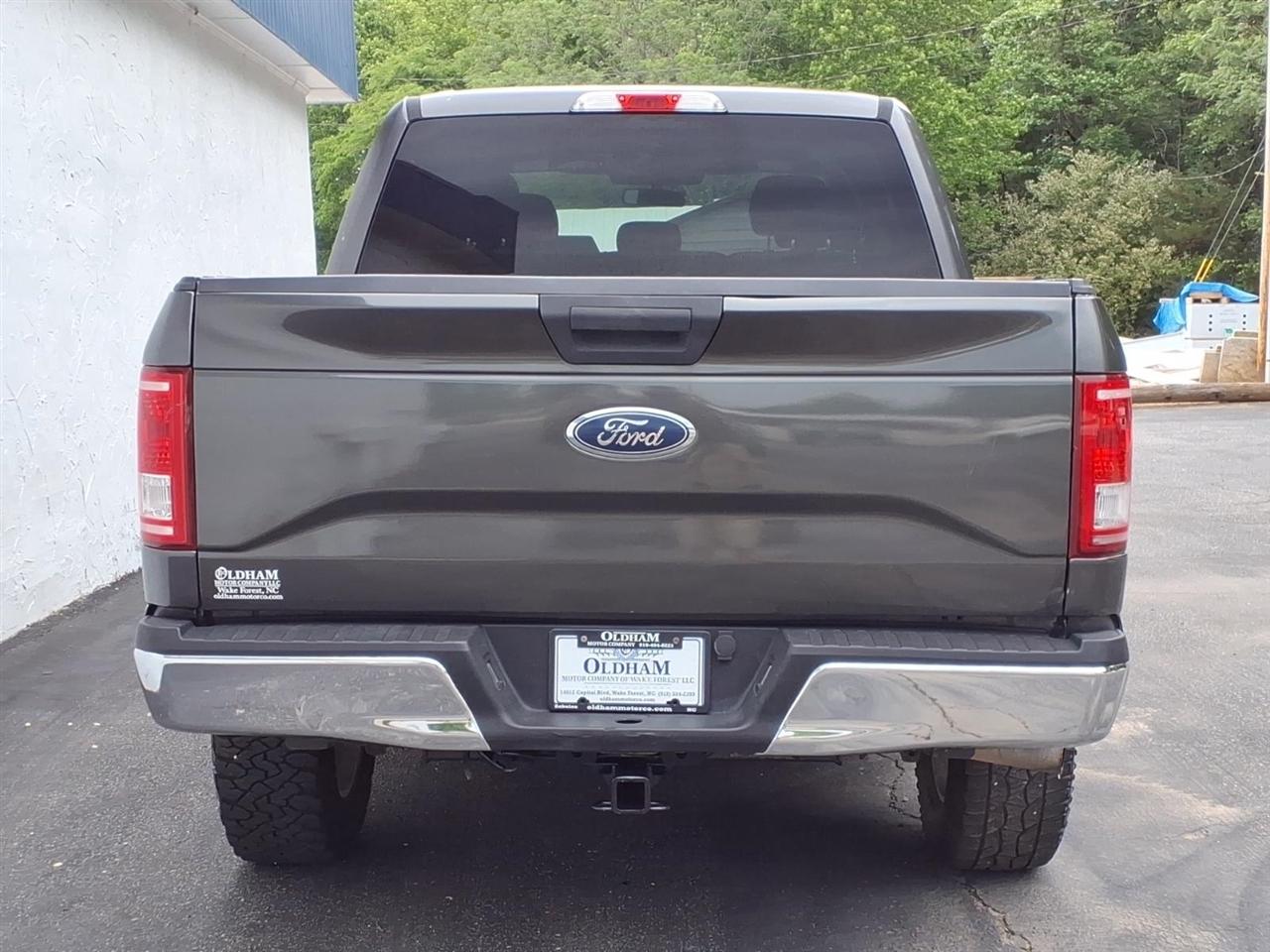 Ford F-150 XL 4WD SuperCrew 5.5' Box 2017