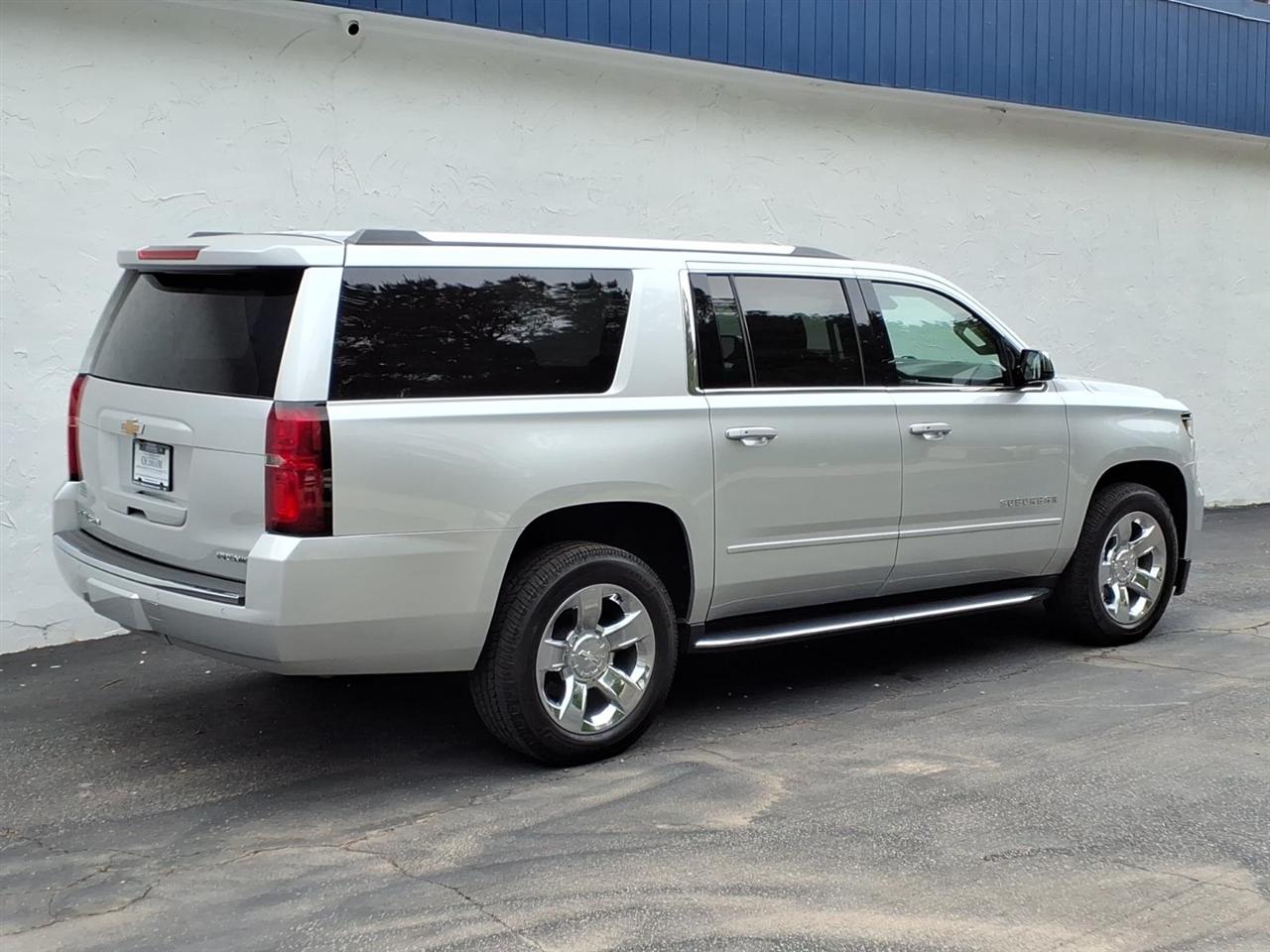 Chevrolet Suburban 4WD 4dr 1500 Premier 2019