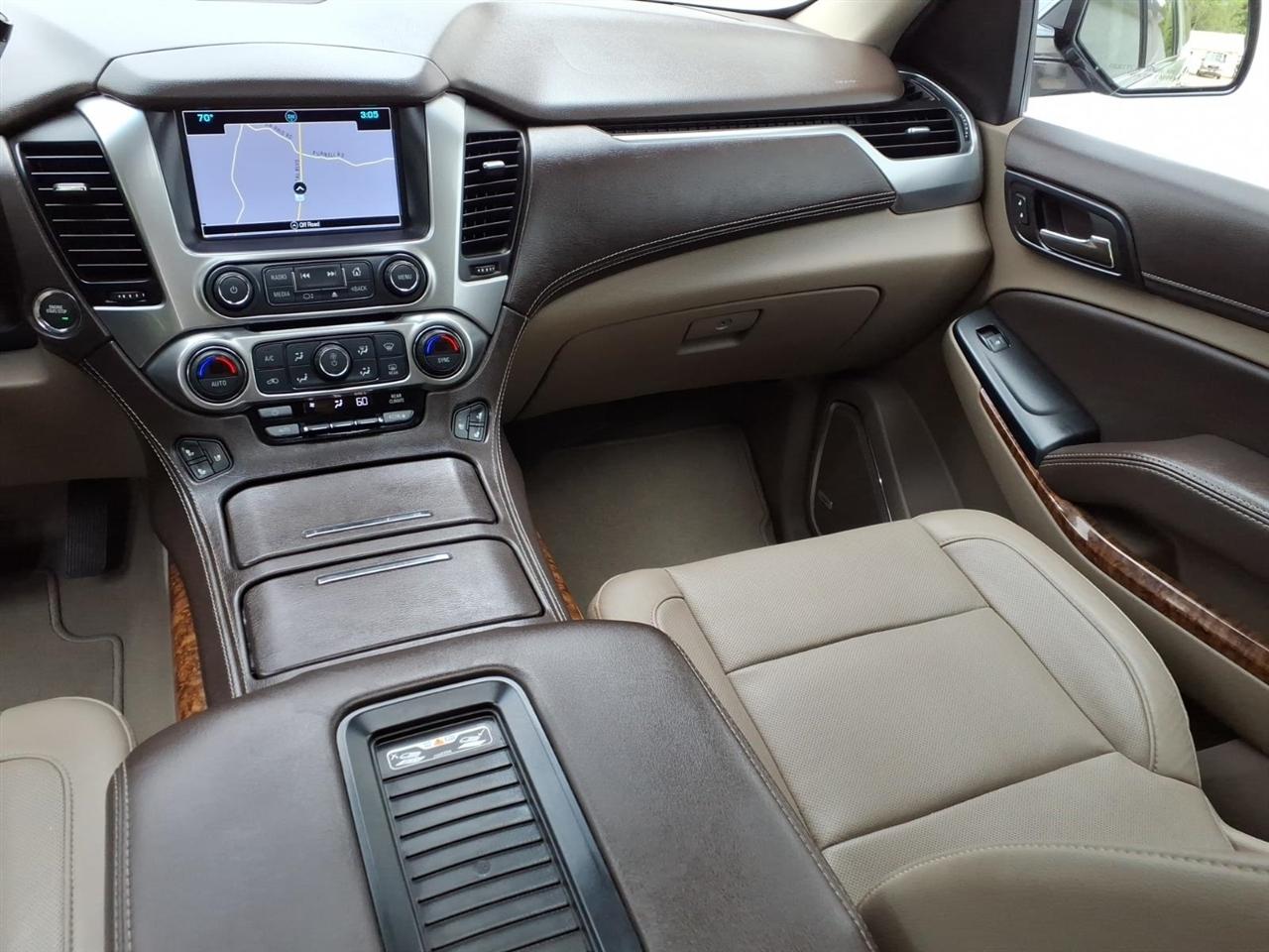 Chevrolet Suburban 4WD 4dr 1500 Premier 2019