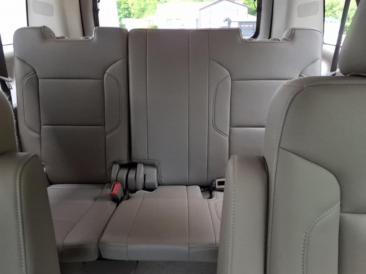 Chevrolet Suburban 4WD 4dr 1500 Premier 2019