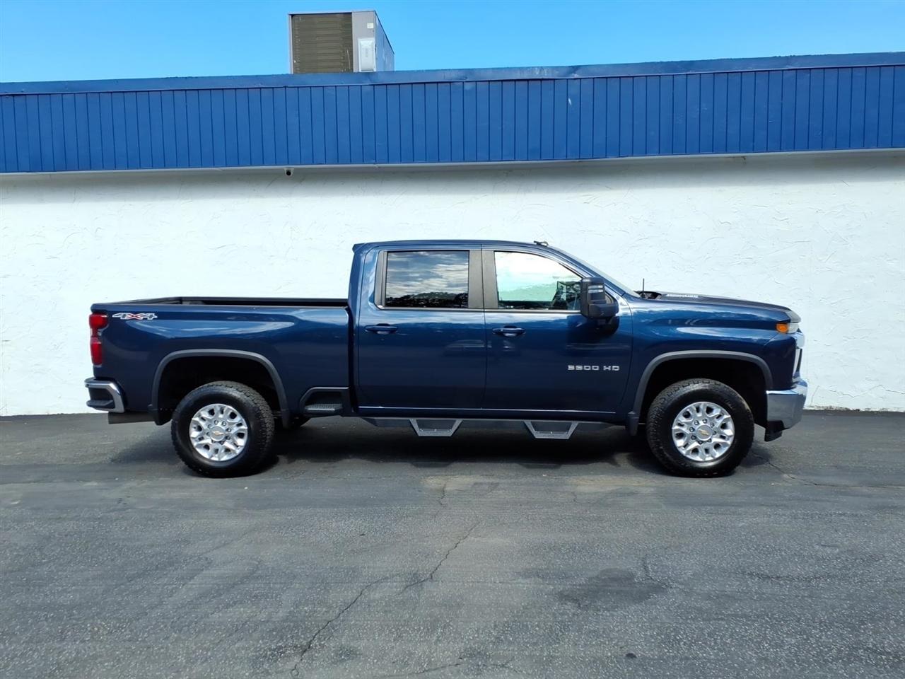 Chevrolet Silverado 3500HD 4WD Crew Cab 159" LT 2021