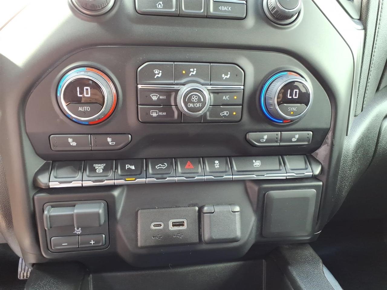 Chevrolet Silverado 3500HD 4WD Crew Cab 159" LT 2021