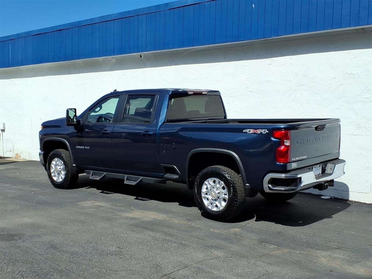 Chevrolet Silverado 3500HD 4WD Crew Cab 159" LT 2021