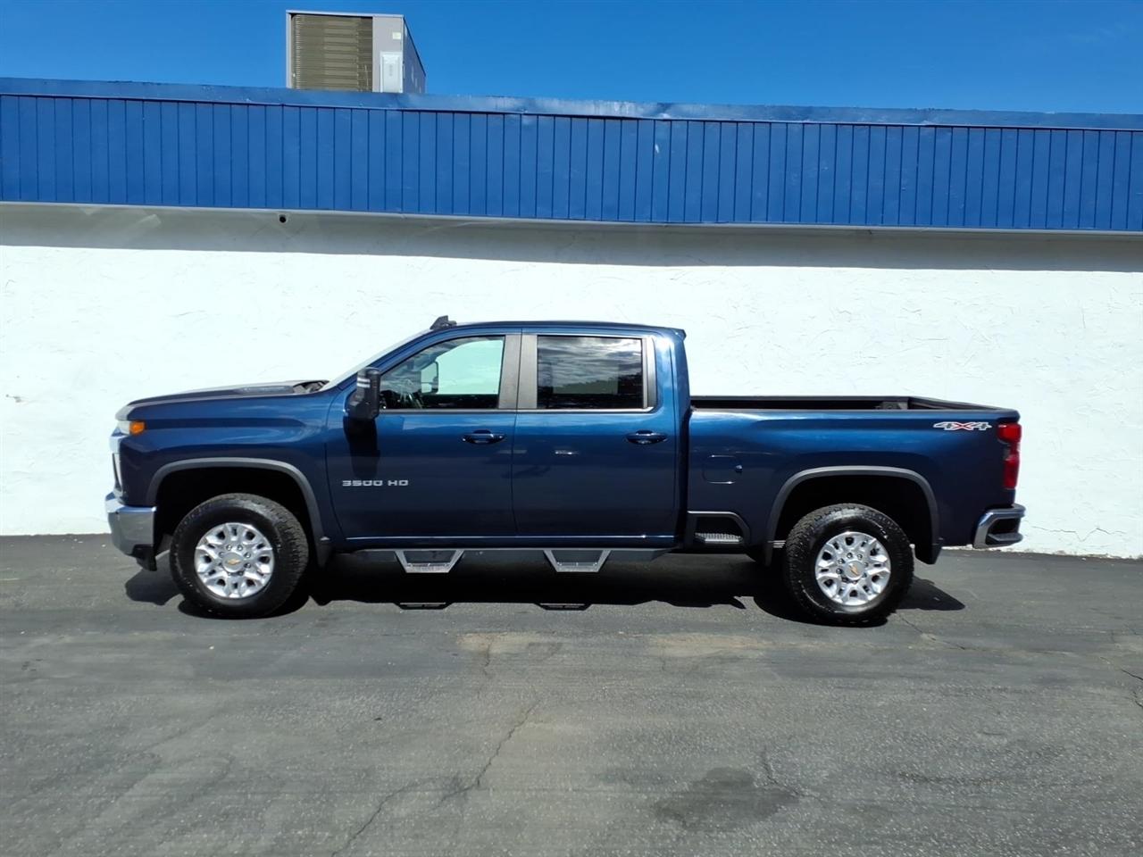 Chevrolet Silverado 3500HD 4WD Crew Cab 159" LT 2021