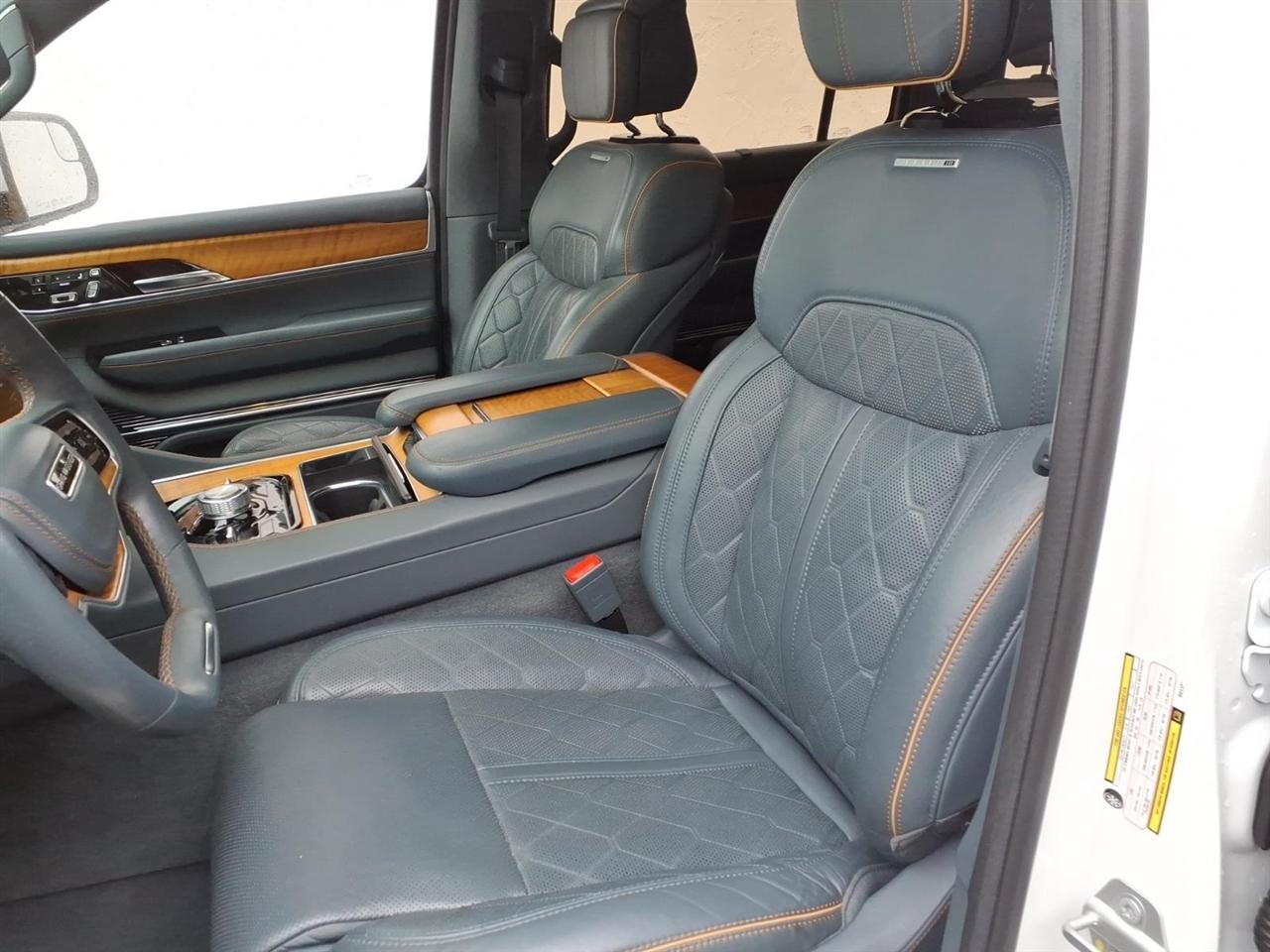 Jeep Grand Wagoneer Series III 4x4 2022