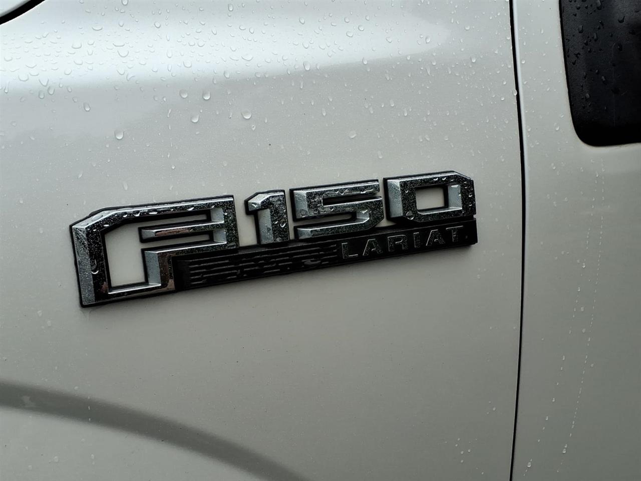 Ford F-150 SuperCrew 139" Lariat 4WD 2019