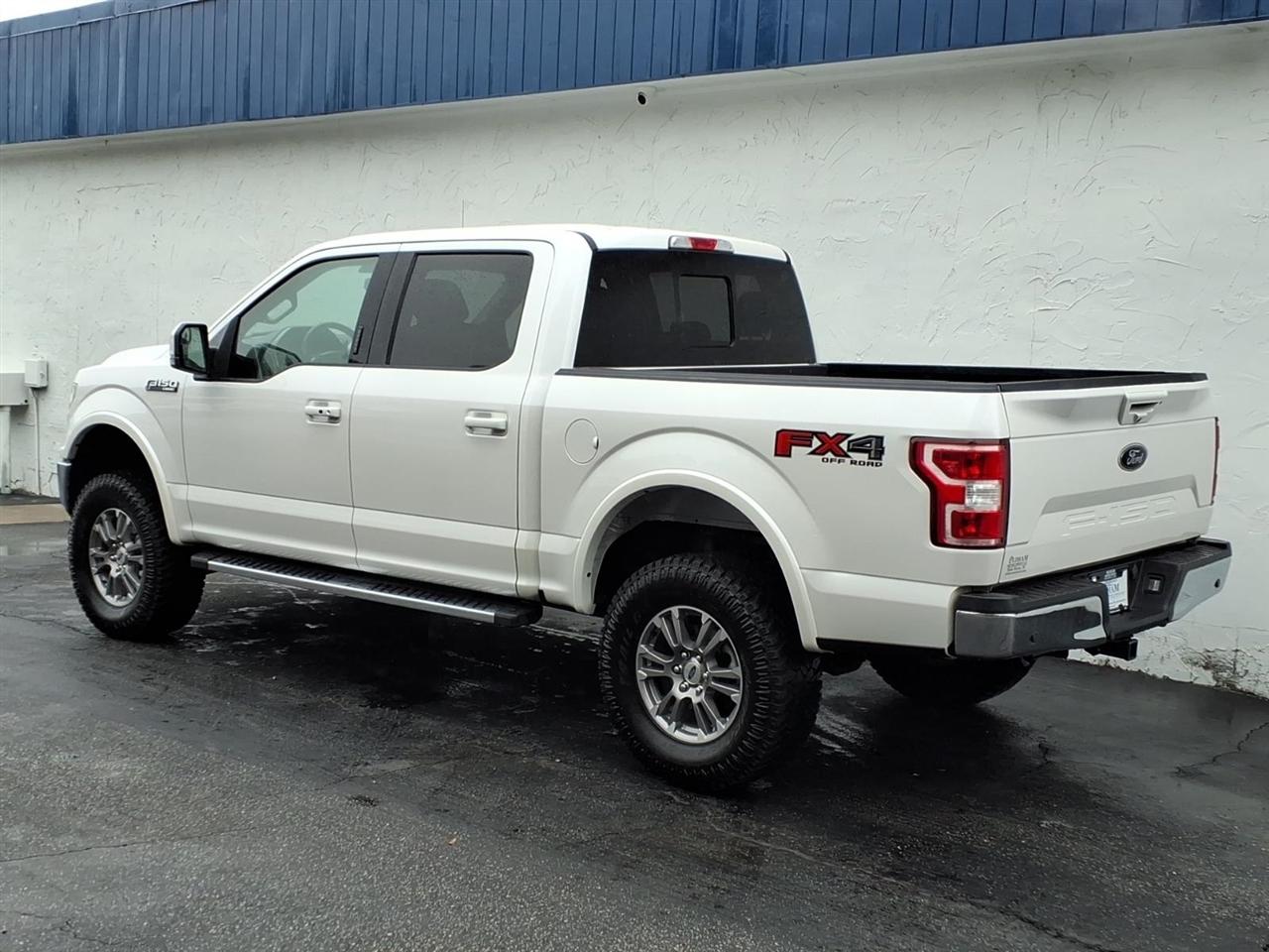 Ford F-150 SuperCrew 139" Lariat 4WD 2019