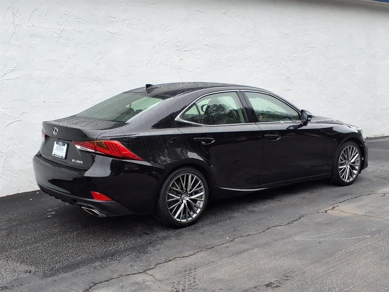 Lexus IS IS Turbo RWD 2017
