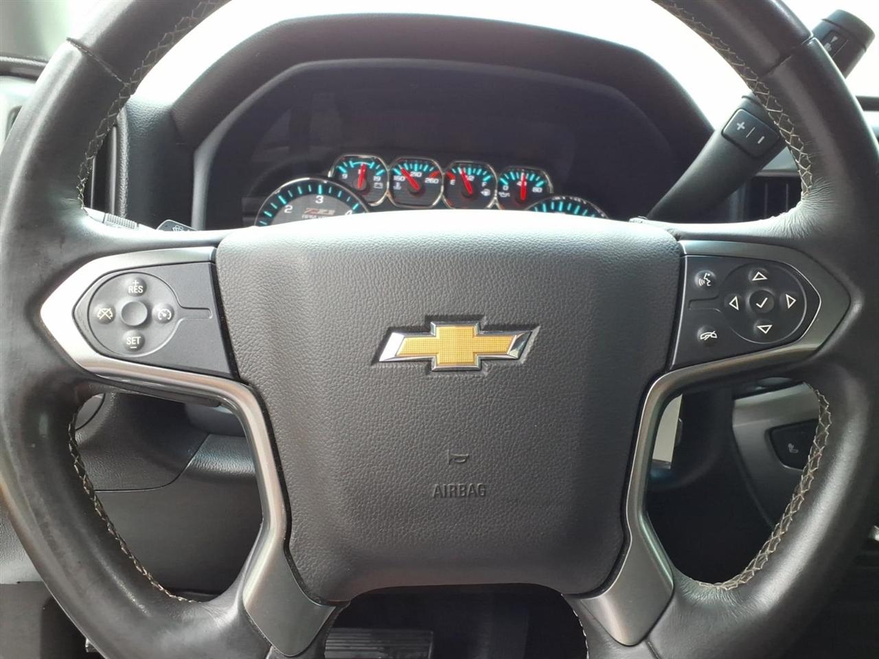 Chevrolet Silverado 1500 4WD Crew Cab 143.5" LT w/2LT 2017
