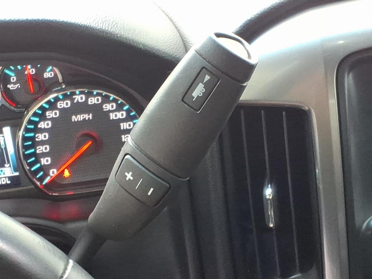 Chevrolet Silverado 1500 4WD Crew Cab 143.5" LT w/2LT 2017
