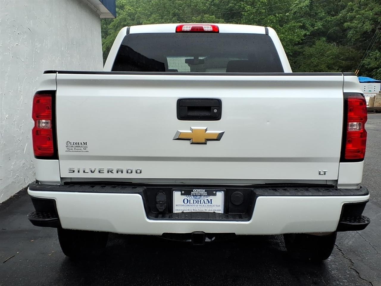 Chevrolet Silverado 1500 4WD Crew Cab 143.5" LT w/2LT 2017