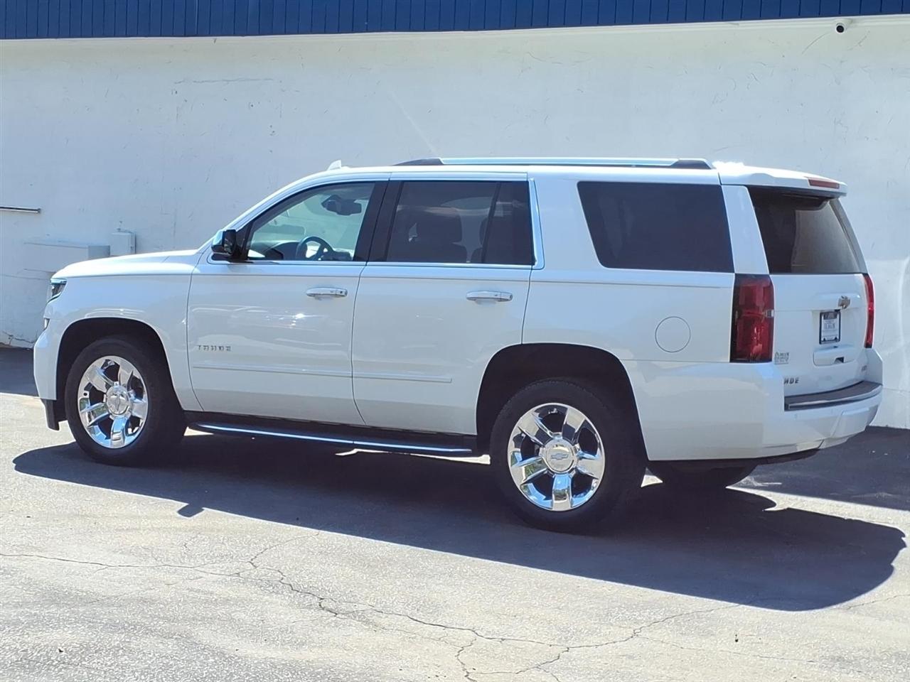 Chevrolet Tahoe 4WD 4dr Premier 2017