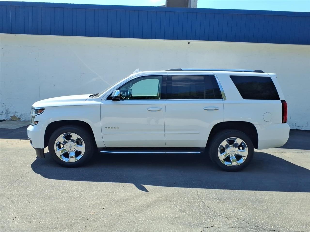 Chevrolet Tahoe 4WD 4dr Premier 2017