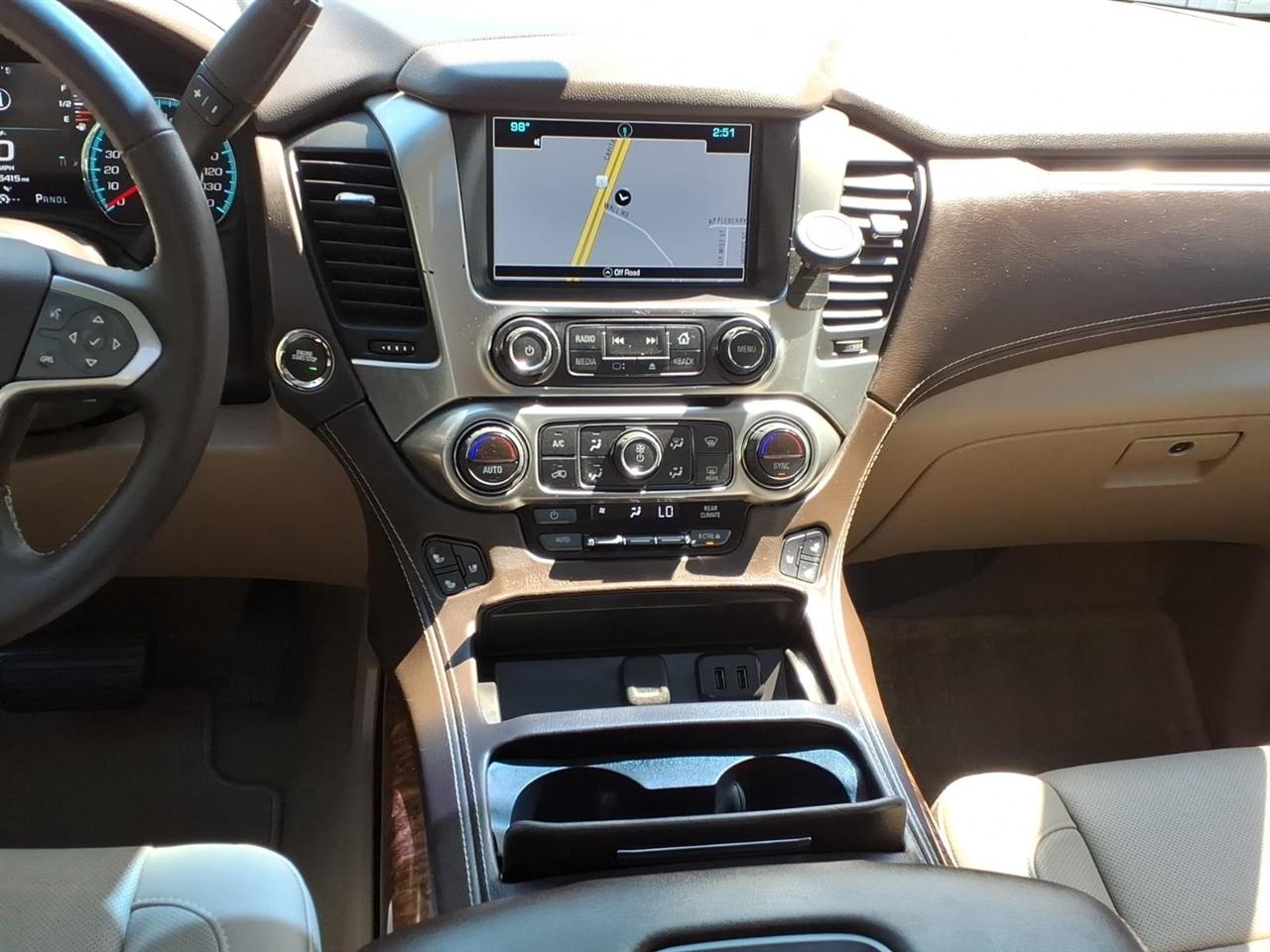 Chevrolet Tahoe 4WD 4dr Premier 2017