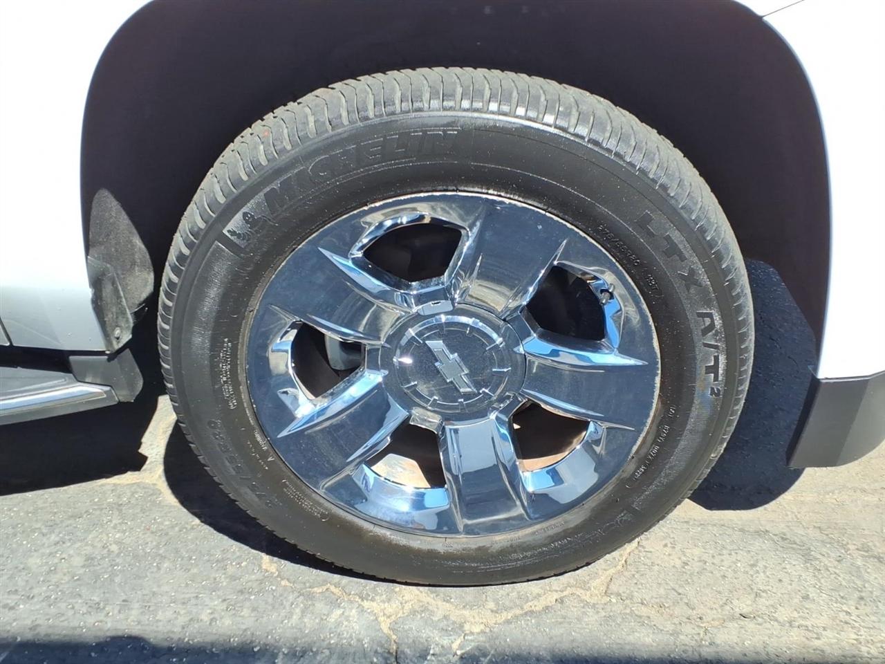 Chevrolet Tahoe 4WD 4dr Premier 2017