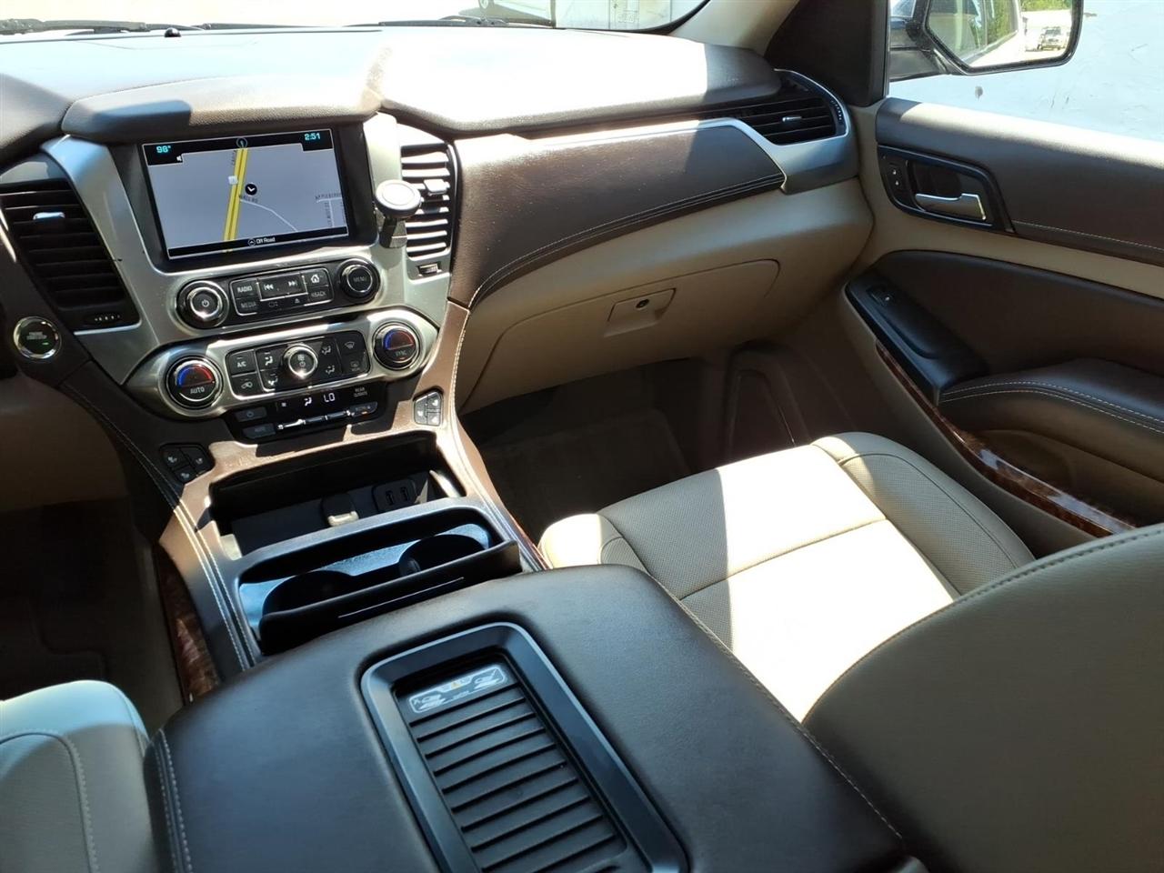 Chevrolet Tahoe 4WD 4dr Premier 2017