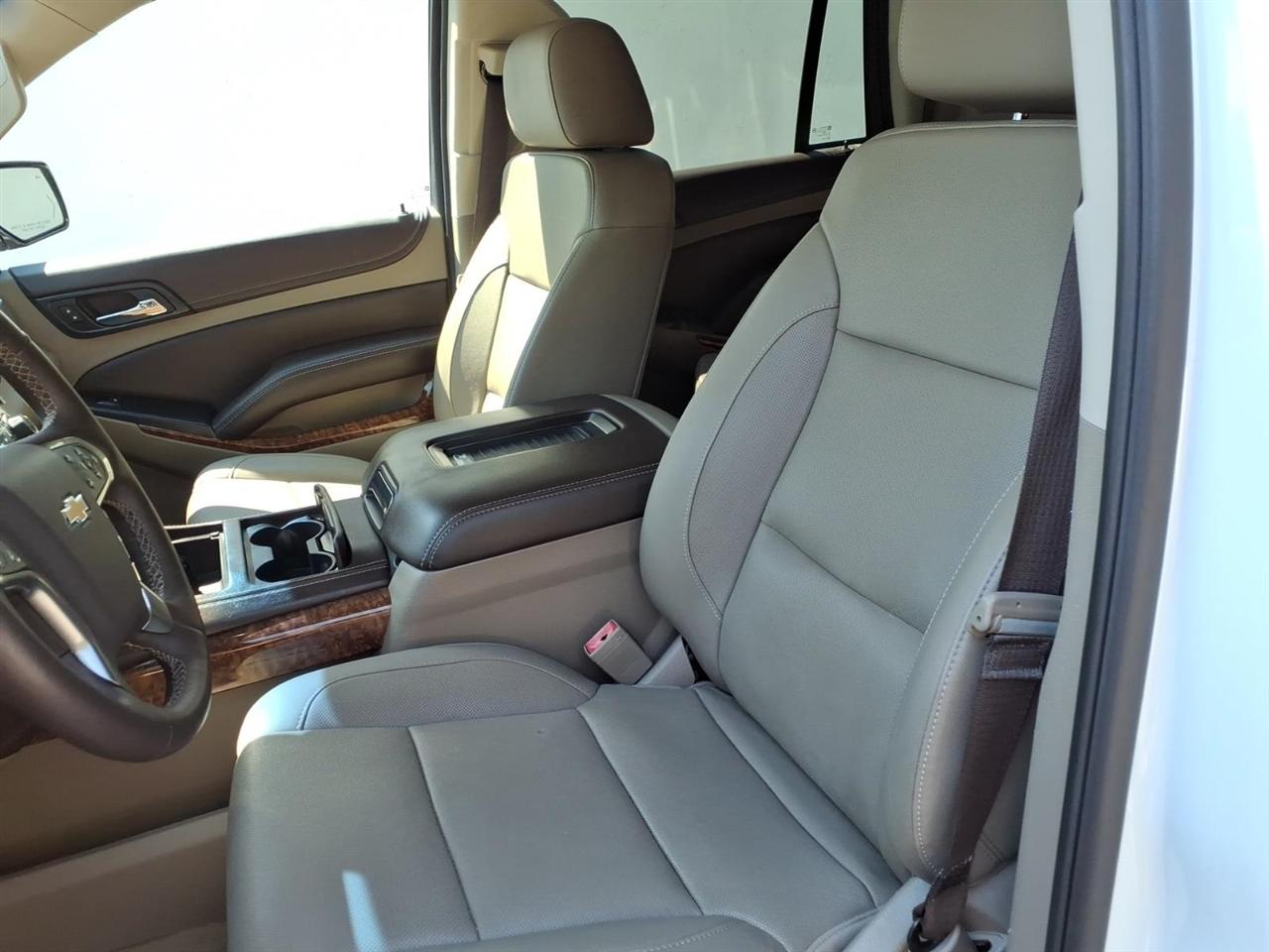 Chevrolet Tahoe 4WD 4dr Premier 2017