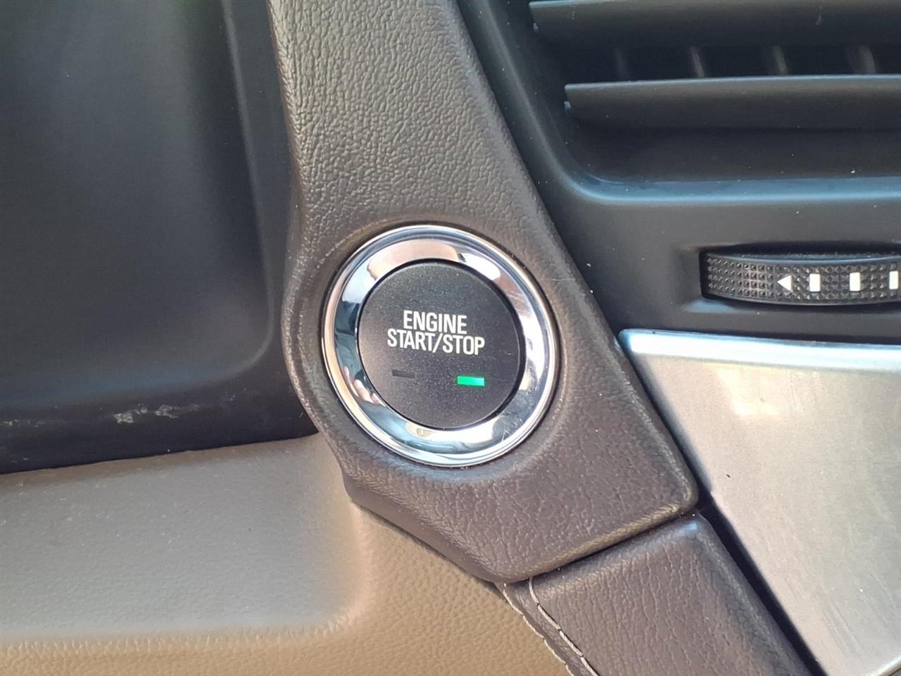 Chevrolet Tahoe 4WD 4dr Premier 2017