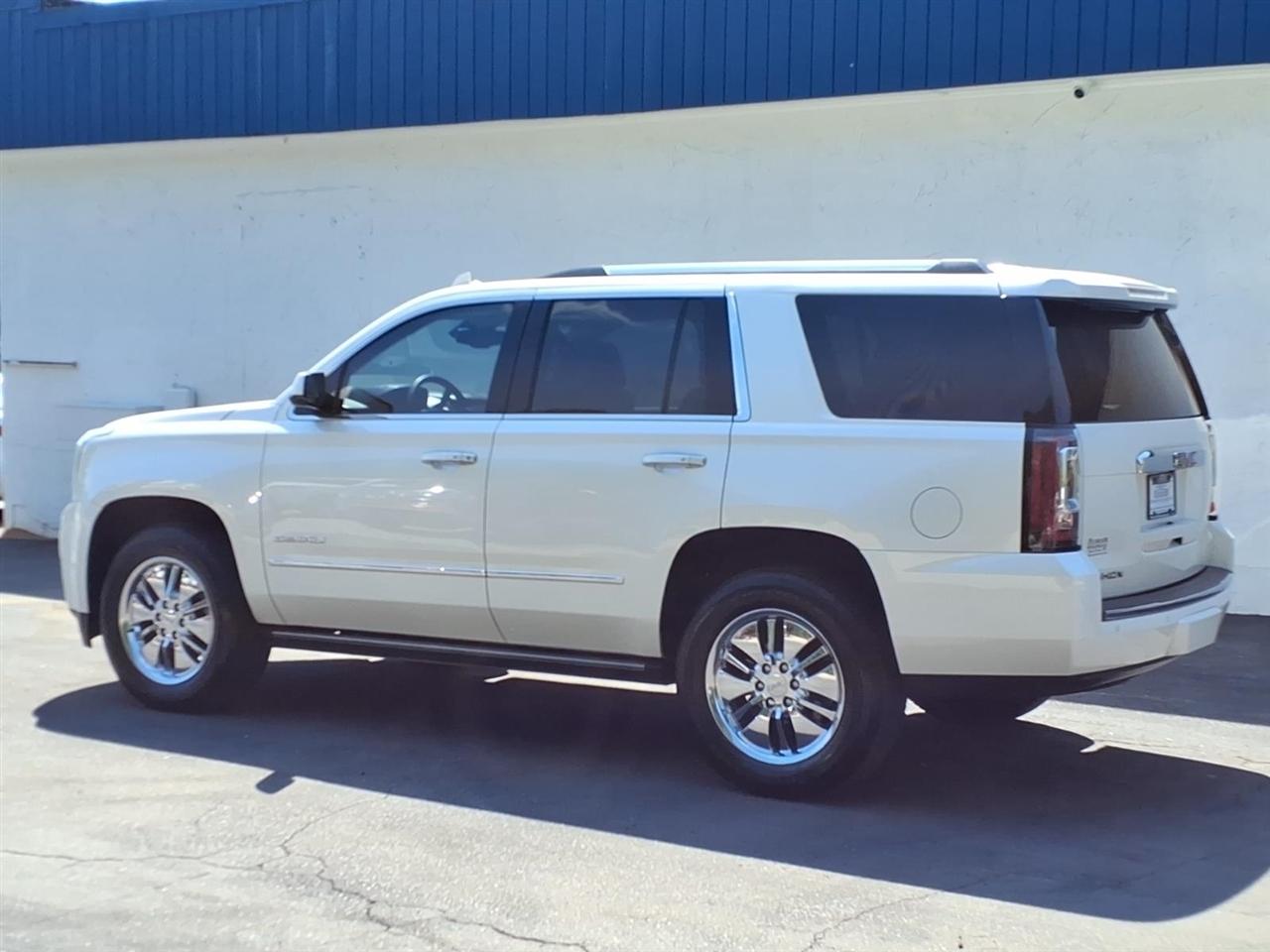 GMC Yukon 2WD 4dr Denali 2015