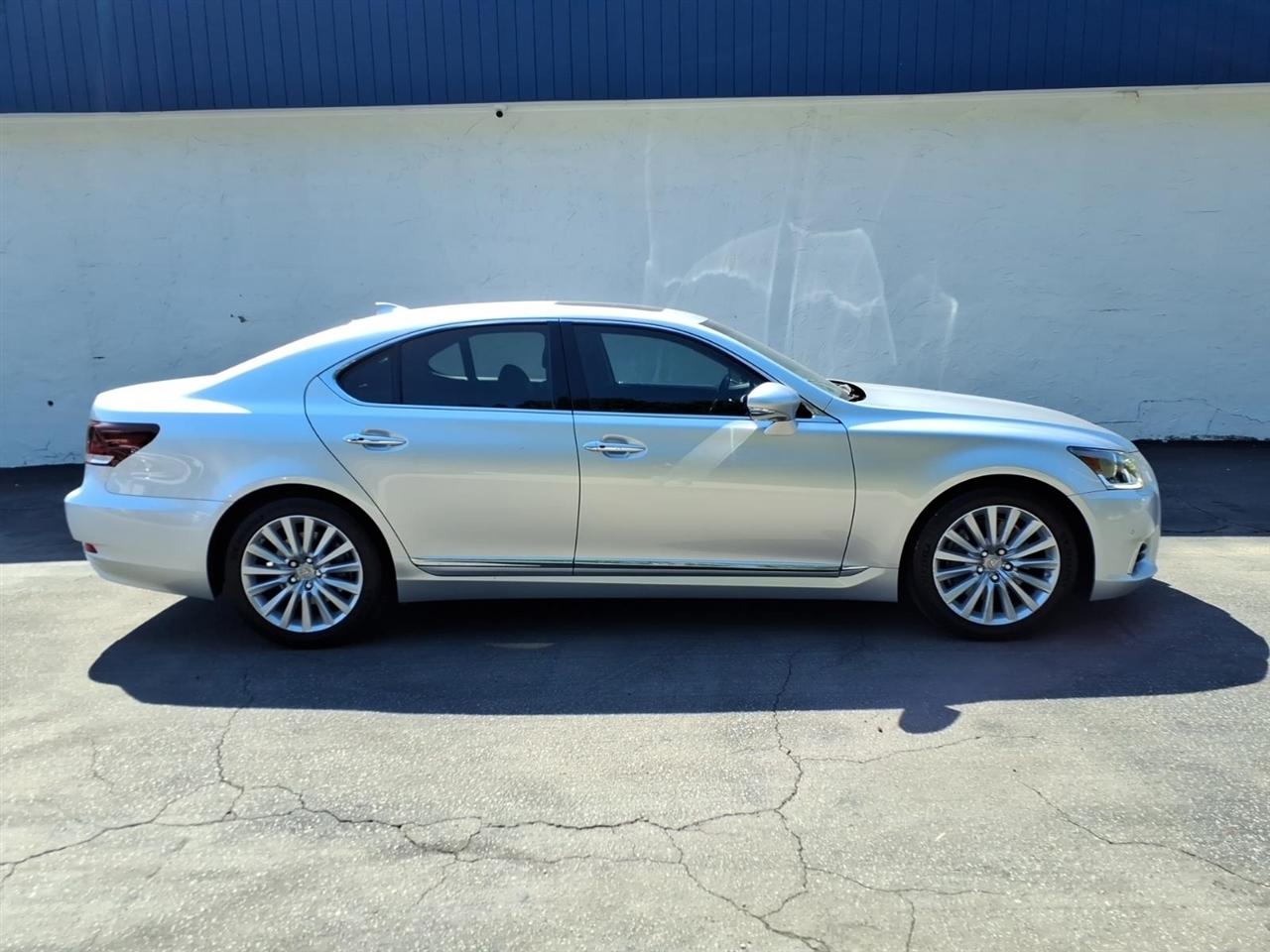 Lexus LS LS 460 AWD 2017
