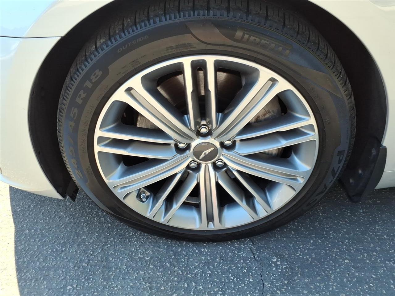 Genesis G80 3.8L AWD 2018