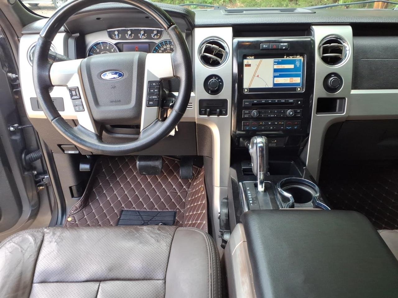 Ford F-150 4WD SuperCrew 145" Platinum 2012