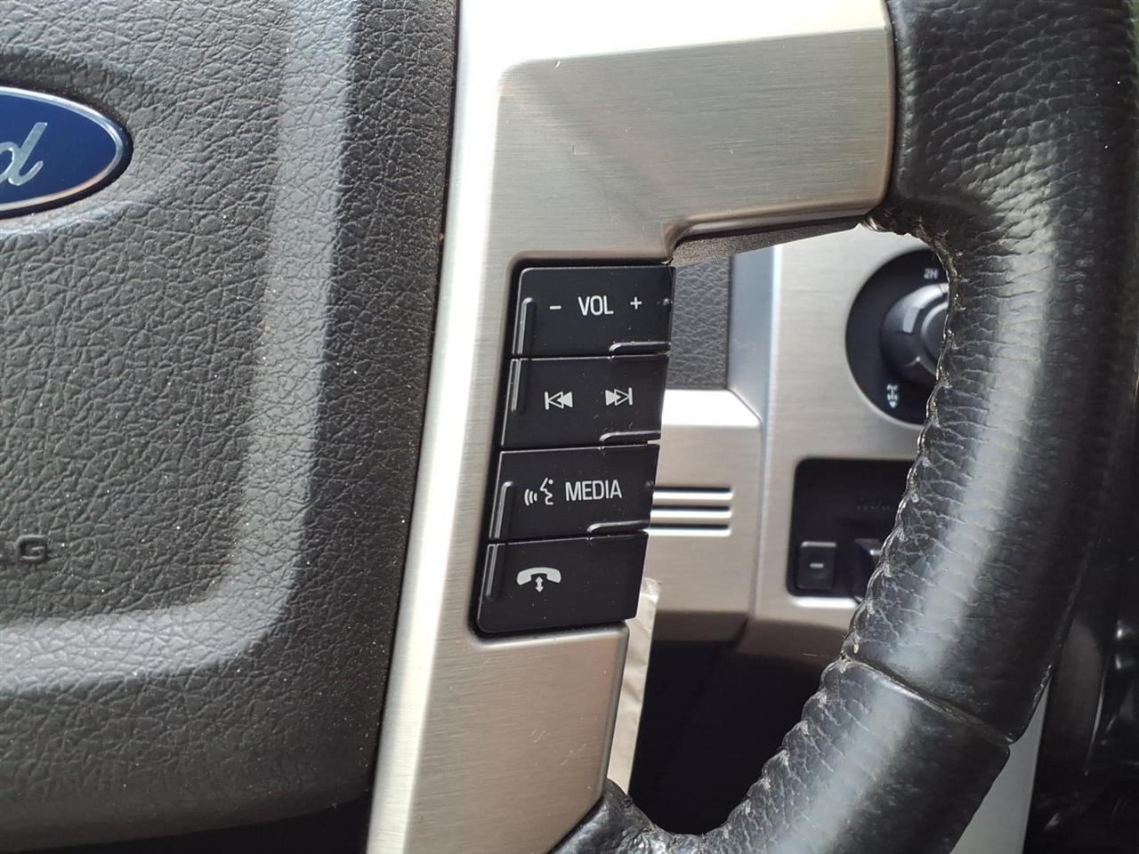Ford F-150 4WD SuperCrew 145" Platinum 2012