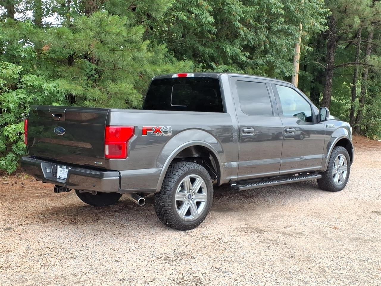 Ford F-150 SuperCrew 139" Lariat 4WD 2019