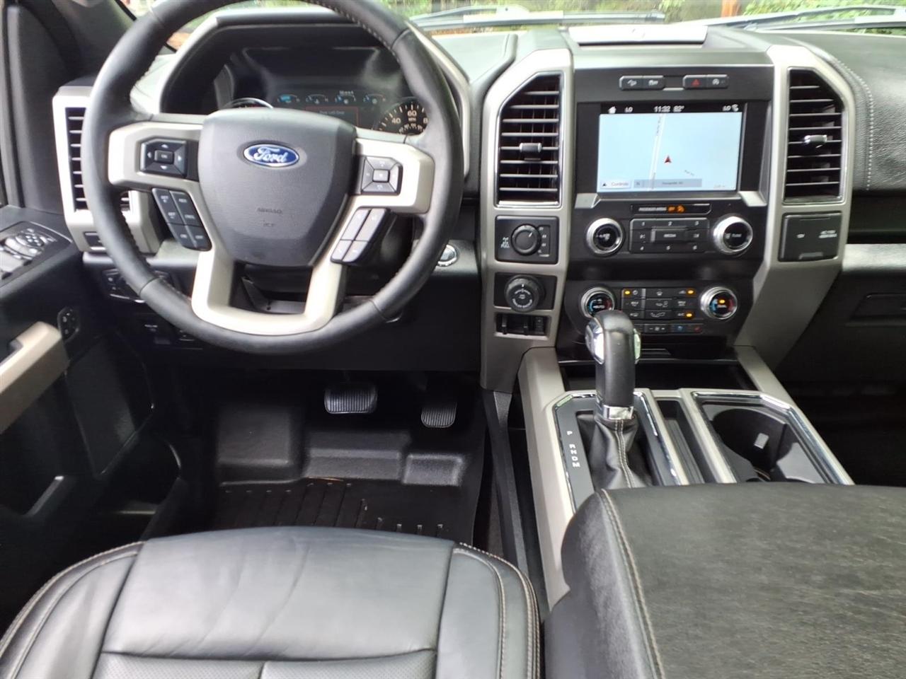Ford F-150 SuperCrew 139" Lariat 4WD 2019