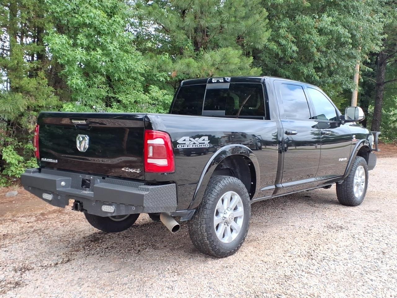 RAM 2500 Laramie 4x4 Crew Cab 6'4" Box 2022