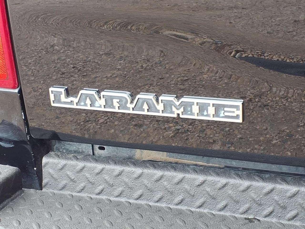 RAM 2500 Laramie 4x4 Crew Cab 6'4" Box 2022