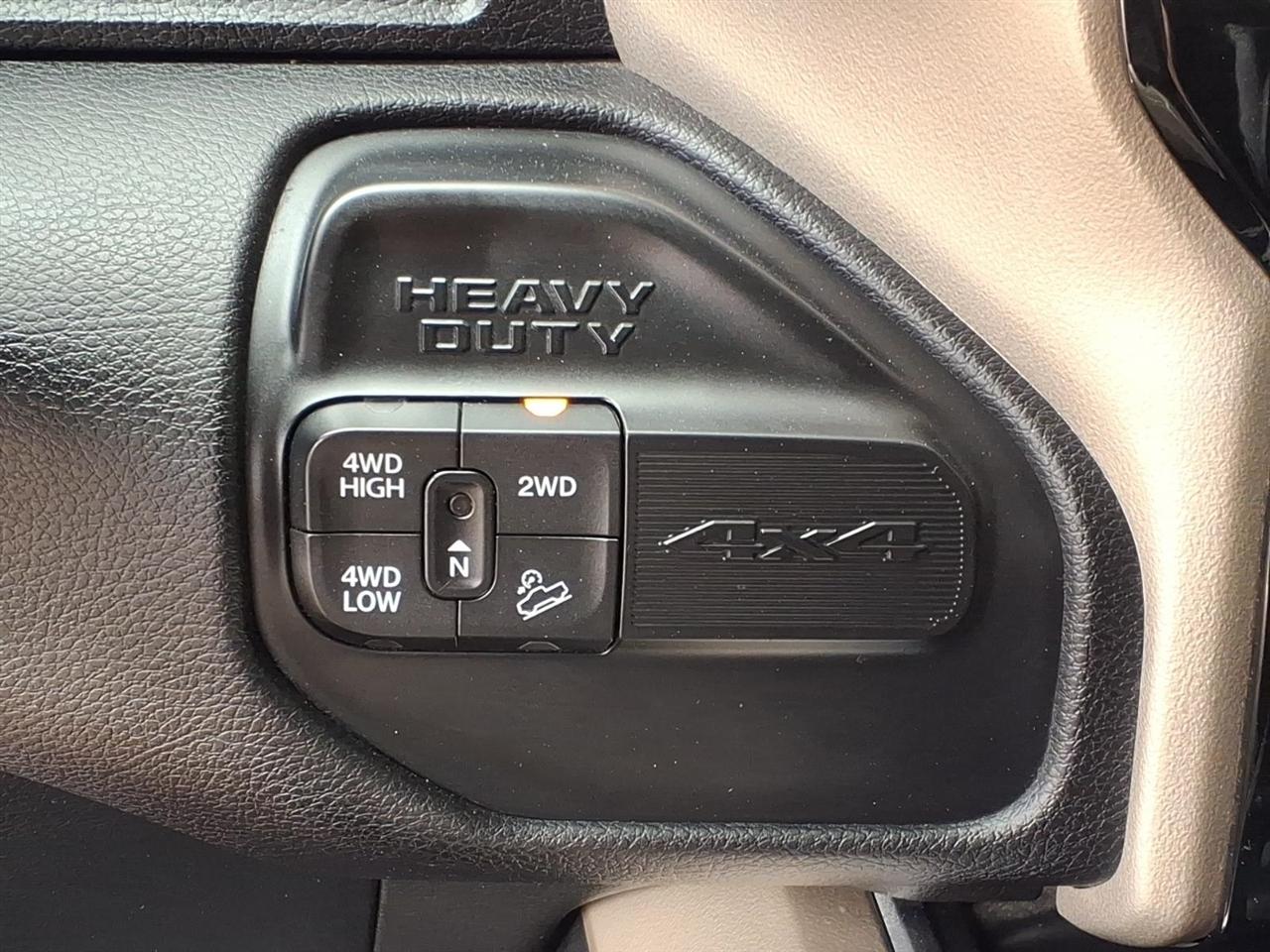 RAM 2500 Laramie 4x4 Crew Cab 6'4" Box 2022