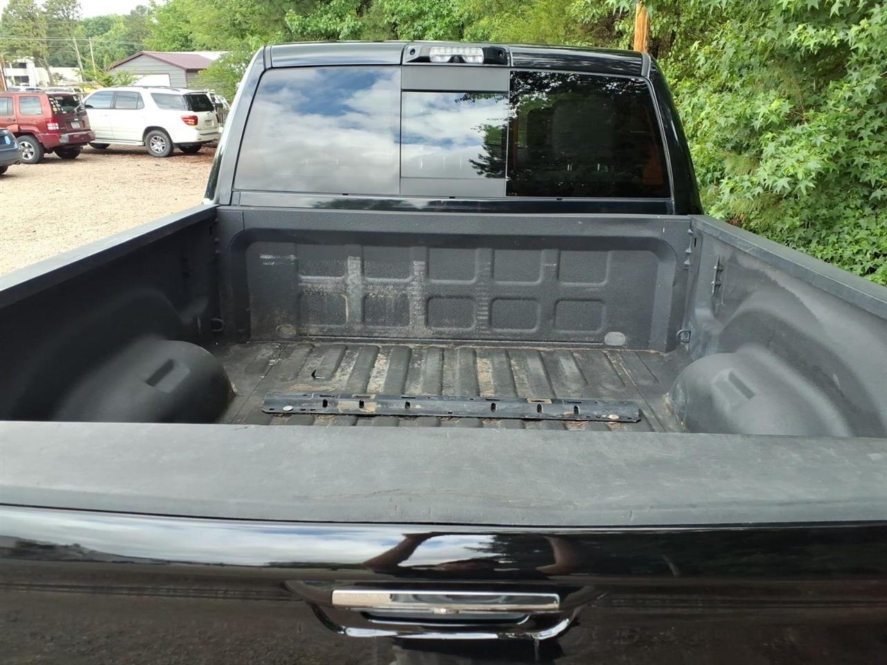 RAM 2500 Laramie 4x4 Crew Cab 6'4" Box 2022