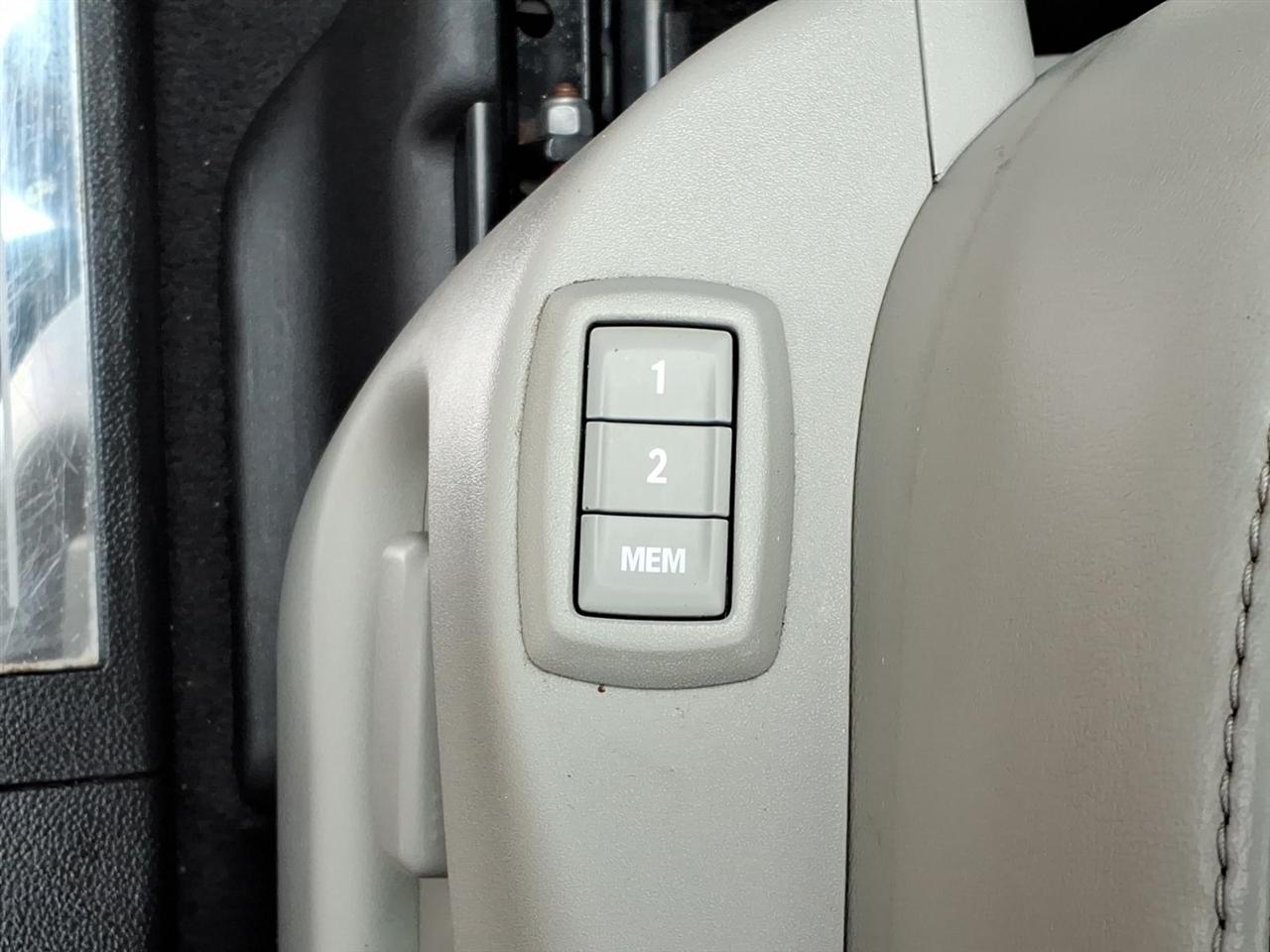 Cadillac SRX FWD 4dr Luxury Collection 2014