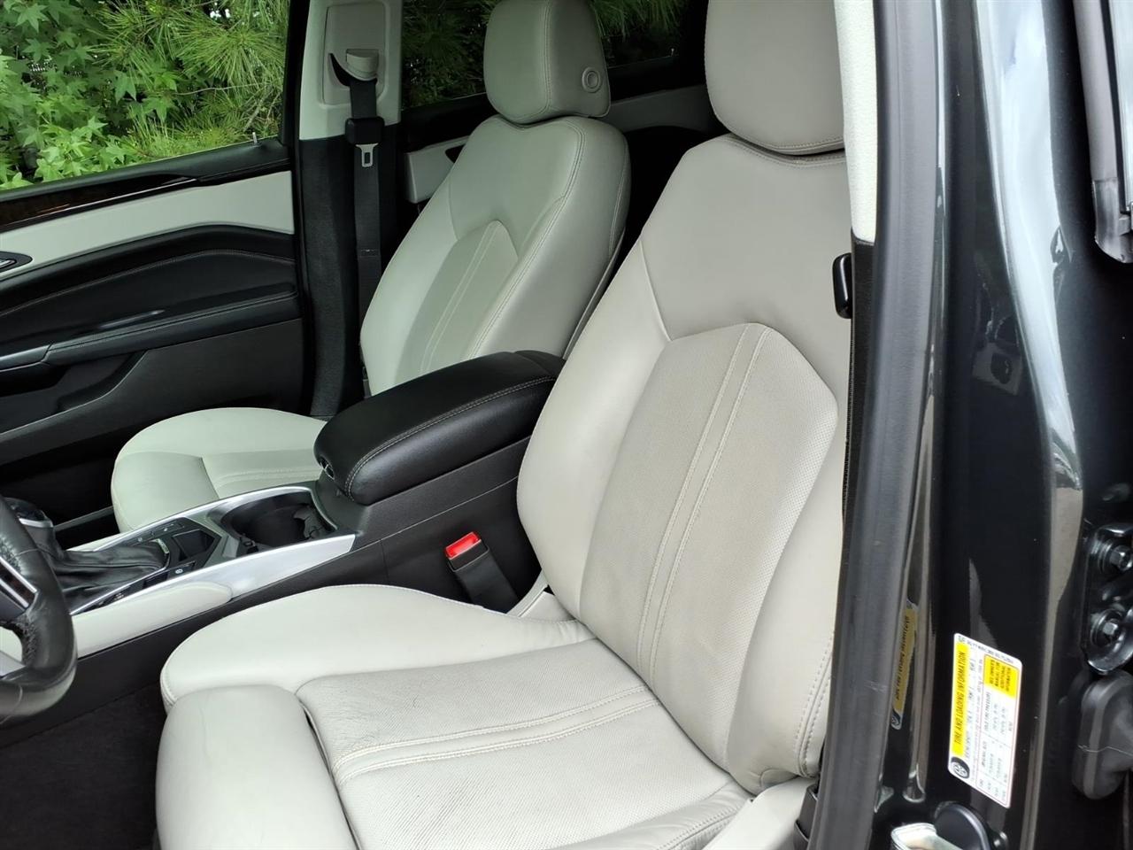 Cadillac SRX FWD 4dr Luxury Collection 2014