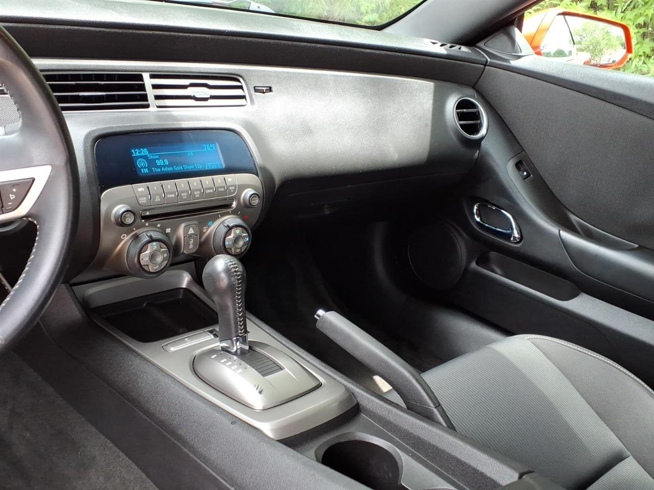 Chevrolet Camaro 2dr Cpe 1LT 2010