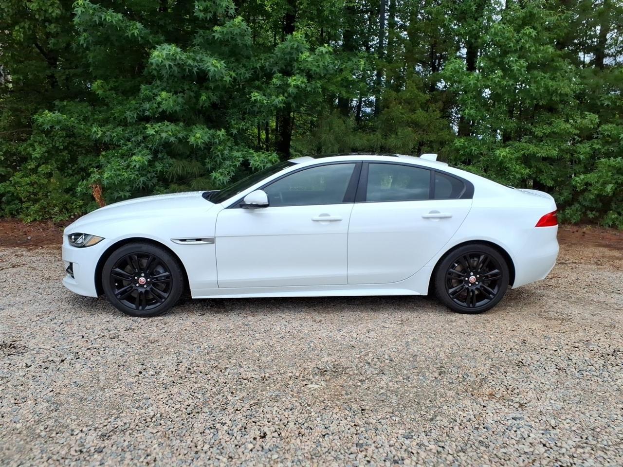 Jaguar XE 30t R-Sport RWD 2018