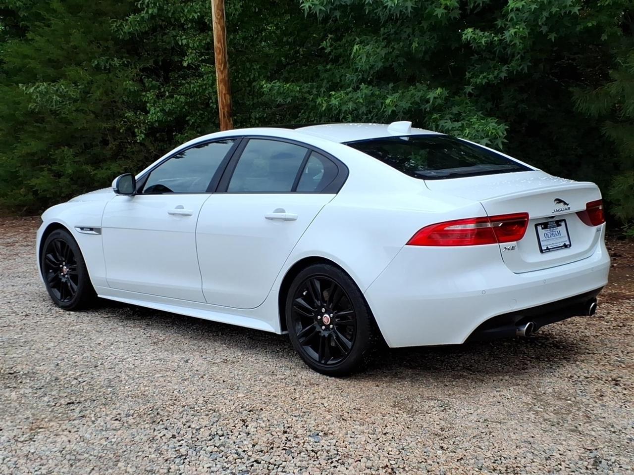 Jaguar XE 30t R-Sport RWD 2018