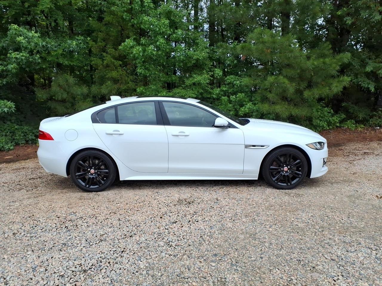 Jaguar XE 30t R-Sport RWD 2018